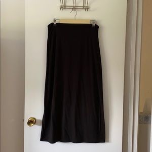 Ruched-side Black Maxi Skirt